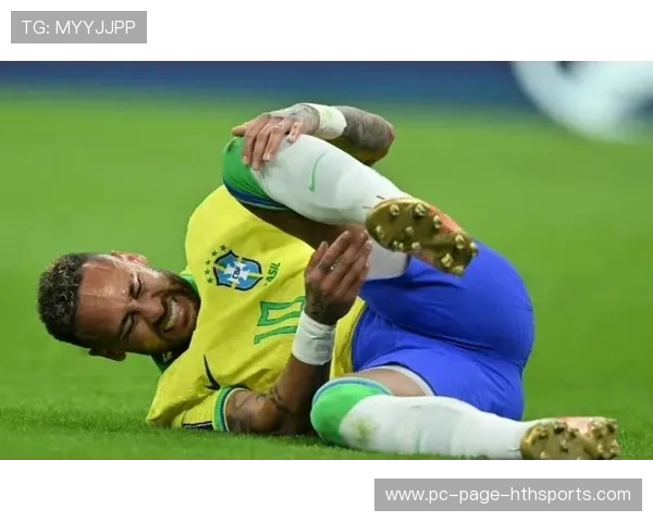 内马尔分球到肋部后形成快速推进，巴西多点开花的战术解码