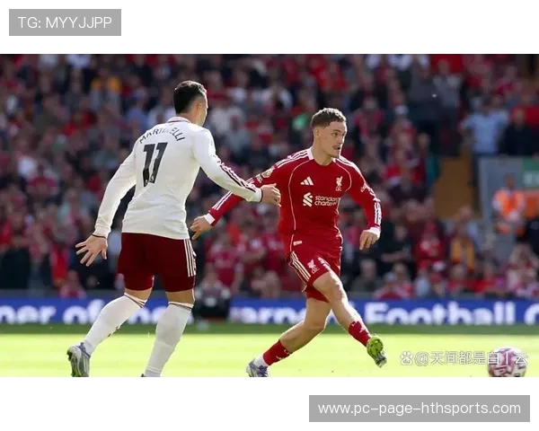 利物浦连续换位配合中前场形成突破点